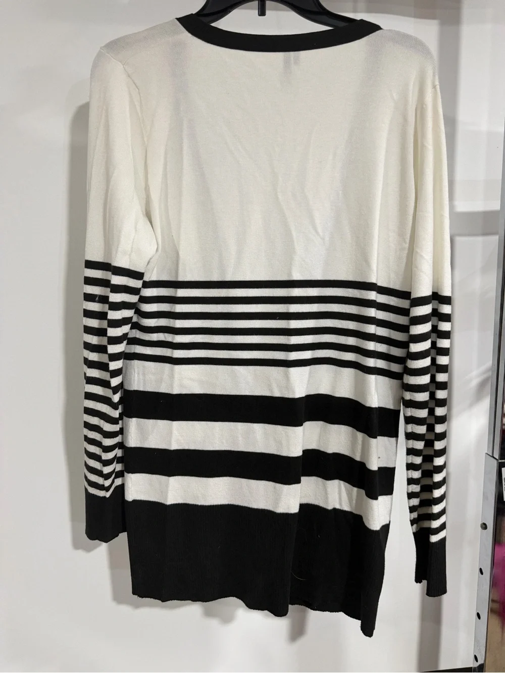 Maurices Black Trim White Top